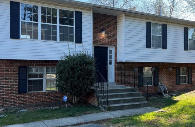 5602 BUTTERFIELD DRIVE - 5602 Butterfield Drive, Clinton, MD 20735