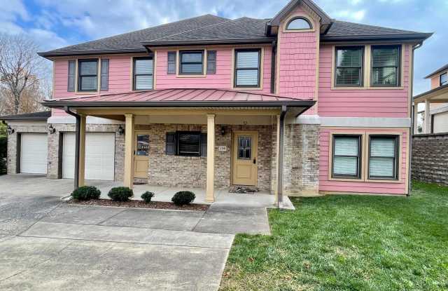 136 Westshore Pointe