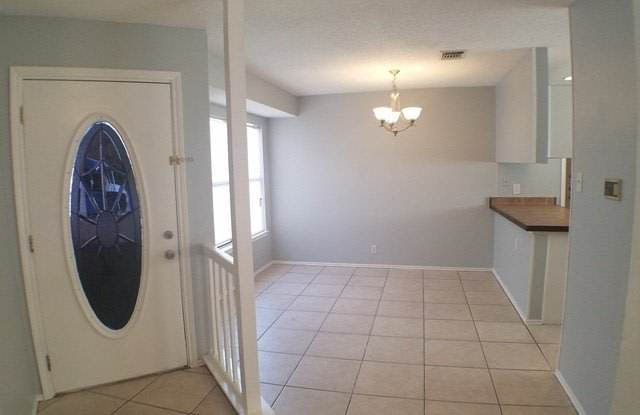 Photo of 11047 ALMOND PARK