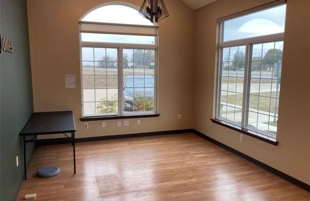 2612 W Lingleville Road