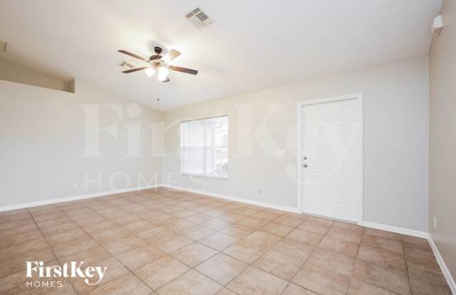 2613 Northeast 6th Avenue