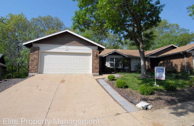 1032 Ridgeway Meadow Drive - 1032 Ridgeway Meadow Drive, Ellisville, MO 63021