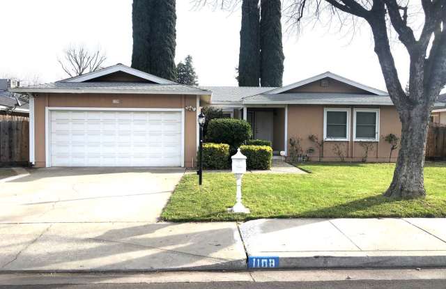 1108 Sonoma Ave - 1108 Sonoma Avenue, Modesto, CA 95355