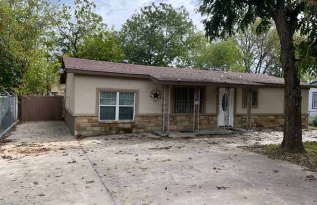 Photo of Remodeled four bedroom home!