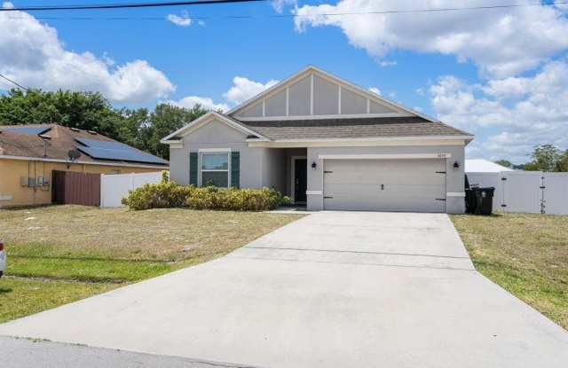 3650 SW Rivera Street