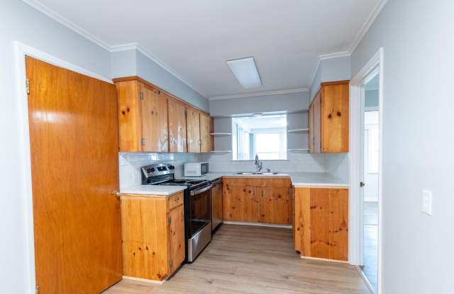 Photo of Large 3-Bed, 1-Bath Home on Anderson Island – Newly Remodeled!