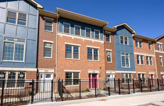 Photo of 3233 S Stewart Avenue