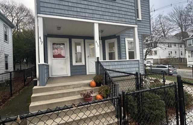 Photo of 415 Washington unit: 1