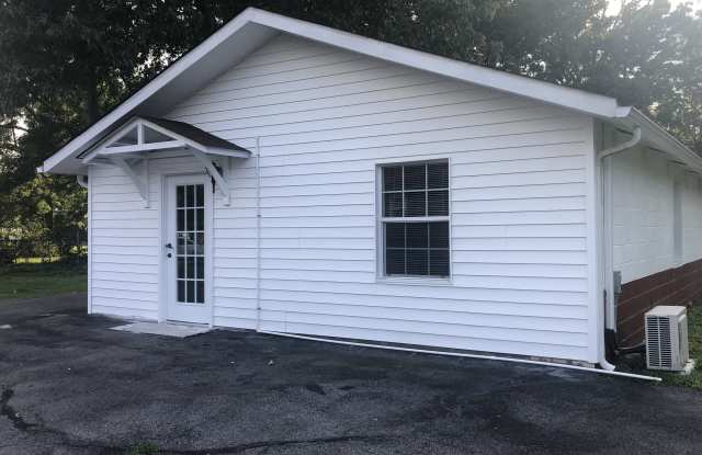 Photo of 415 Page Rd