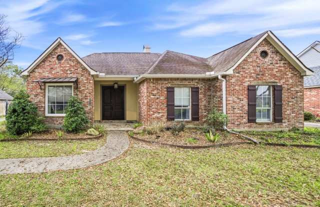 Spacious 4 Bedroom Home in Rolling Meadow