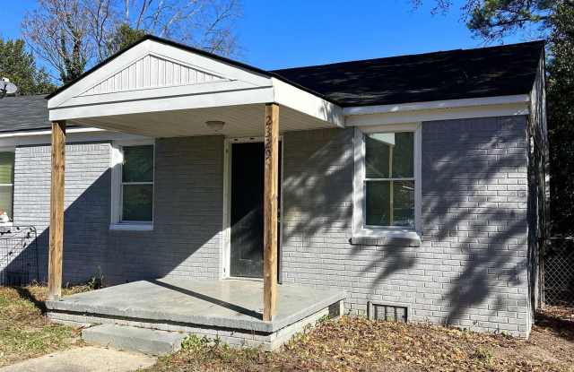 Photo of 2327 Laurie Street