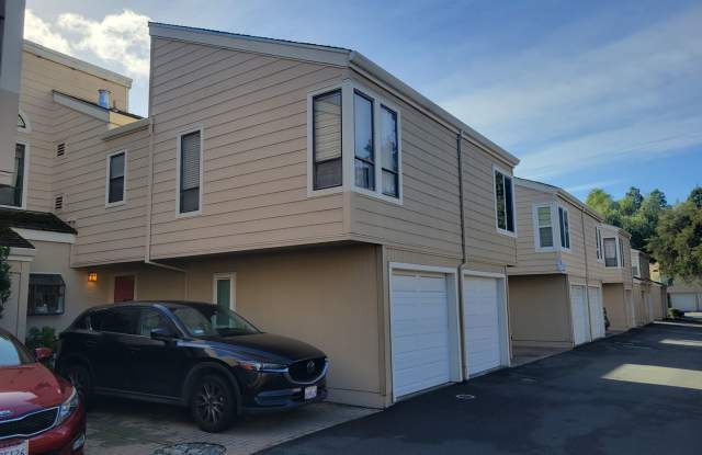 Fully Furnished Townhome for Lease