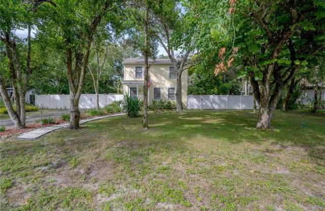 1910 E CLIFTON STREET