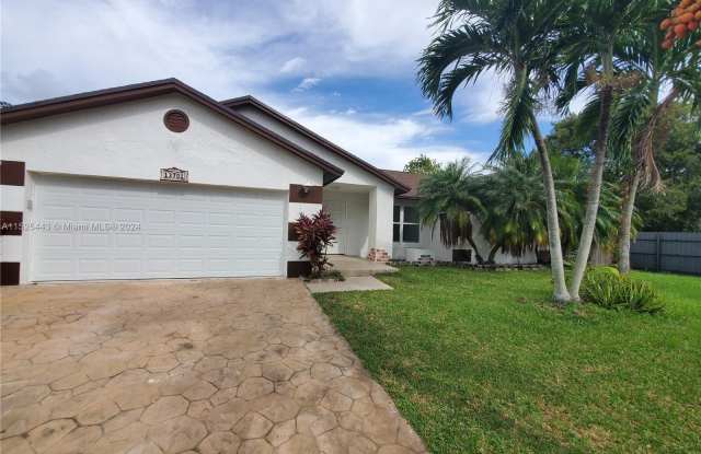 13701 SW 283rd Ter - 13701 Southwest 283rd Terrace, Miami-Dade County, FL 33033