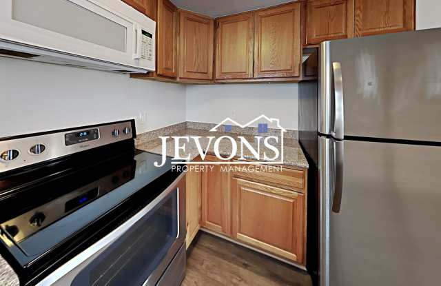 Charming duplex in a walkable location near the University of Puget Sound