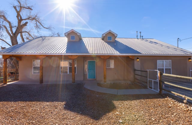 814 Ranchitos Road - 814 Ranchitos Road Northwest, Los Ranchos de Albuquerque, NM 87107