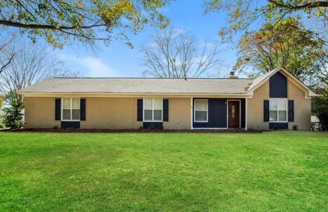 100 Shackleford Rd