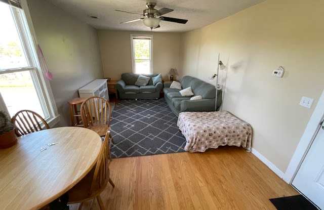 Photo of 1196-1200 Mount Hope Avenue - 3