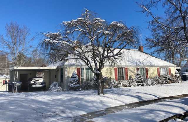 Charming Duplex for Rent in Central Kingsport