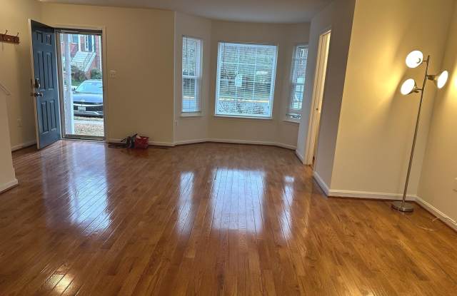 8922 ROYAL ASTOR Way