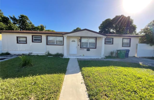 19731 SW 116th Ave - 19731 Southwest 116th Avenue, South Miami Heights, FL 33157