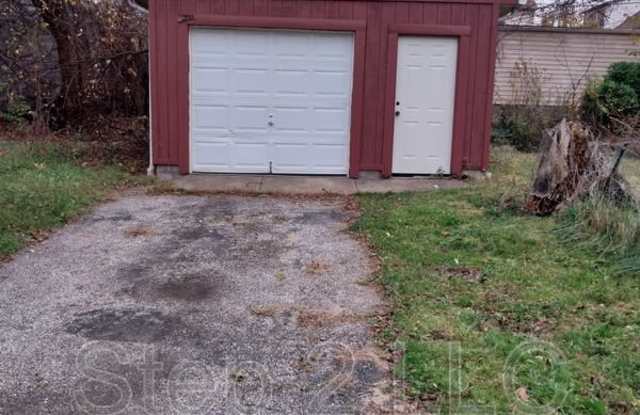 4933 East 85th Street