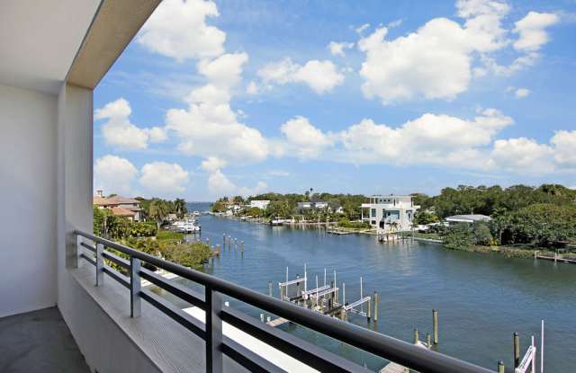 1709 North Tamiami Trail