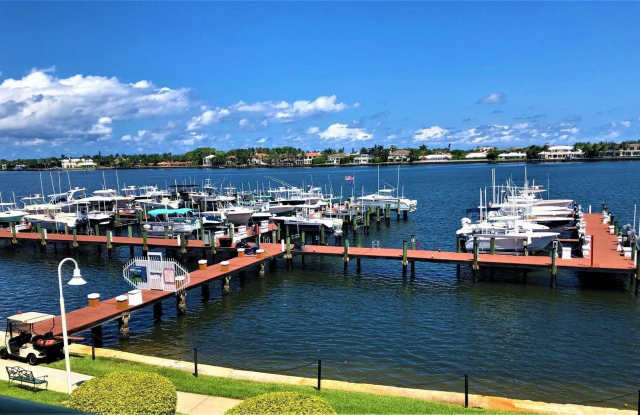 145 Yacht Club Way unit: 304
