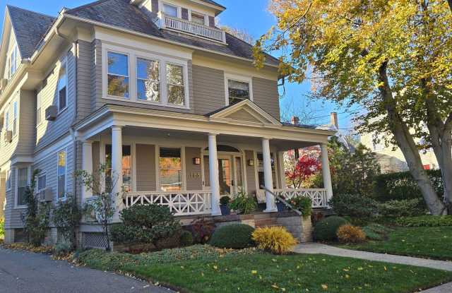 188 Cold Spring Street unit: 4