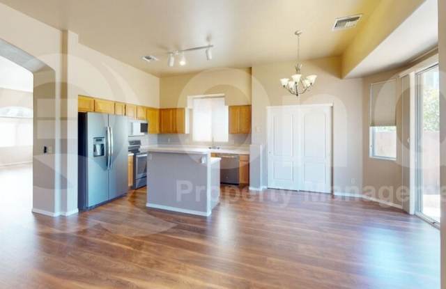 6509 North Shadow Bluff Drive