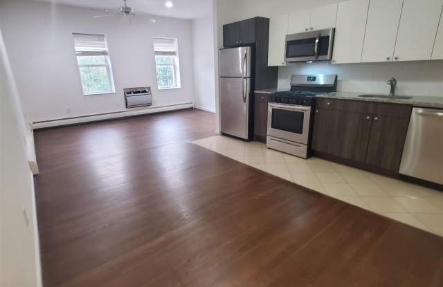 128 PROSPECT AVE