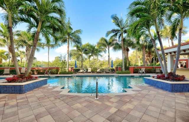 400 S Us Highway 1 303