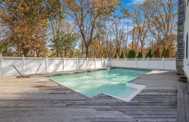 34 Starboard Road