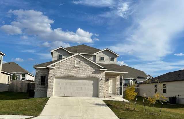 Photo of 5 Bedroom House in Cibolo
