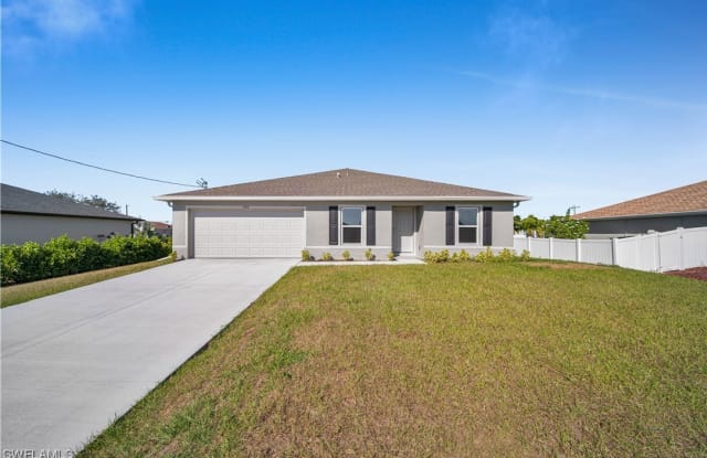 2912 NW 5th Place - 2912 Northwest 5th Place, Cape Coral, FL 33993