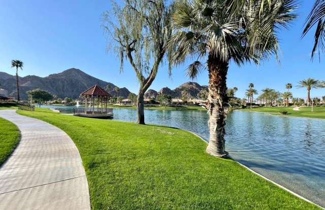 AVAILABLE NOW  ! LOVELY 3 Bedroom/ 2 Bathroom Home in Laguna De La Paz!****MOVE IN SPECIAL! 50% OFF ONE MONTHS RENT****