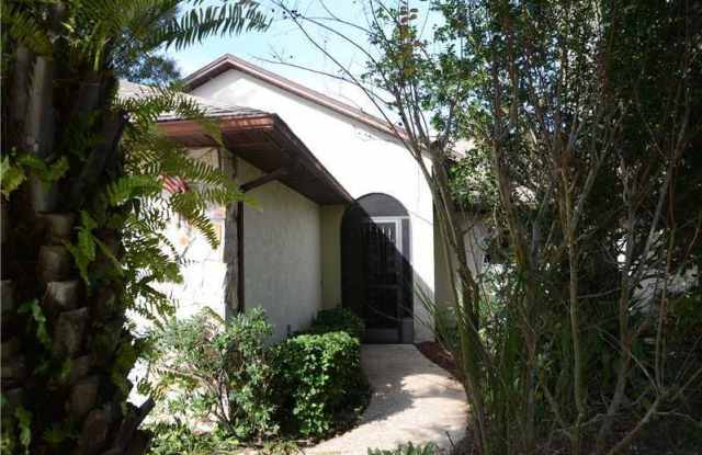 472 CITRUS AVENUE