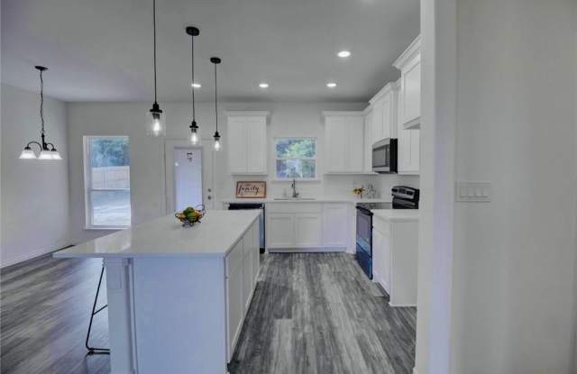 347 Rosemound Street