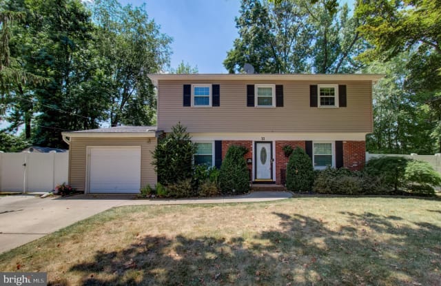 11 WHITEMARSH DRIVE - 11 Whitemarsh Drive, Mercer County, NJ 08648