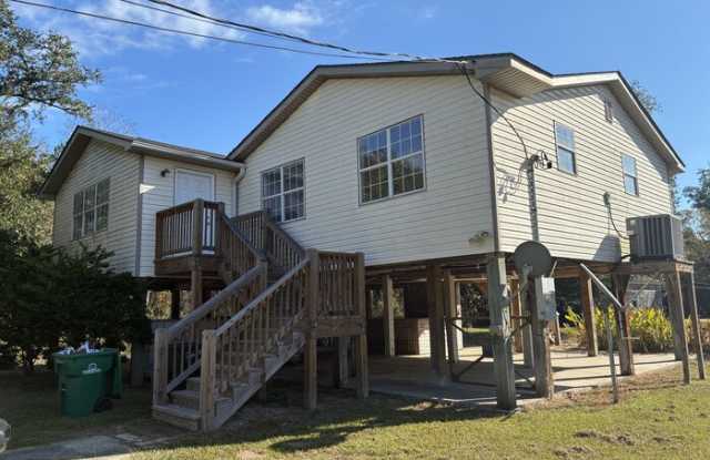 11044 Kingfisher Street