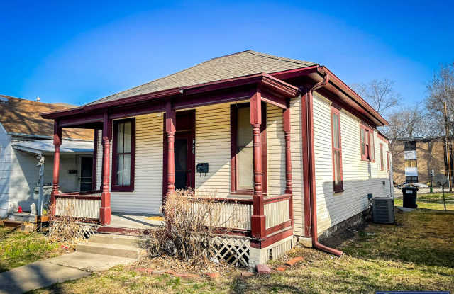 Quaint 2 Bedroom Home