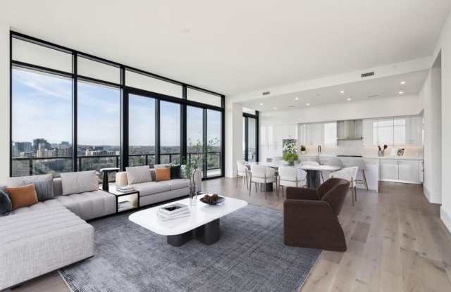 2425 Peachtree Road NE unit: 1705