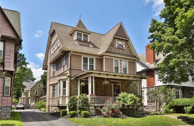 71 Rutgers St
