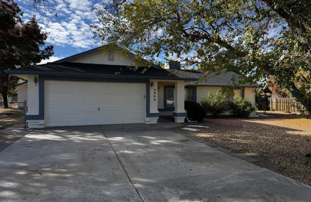 3400 N Lynx Lake Drive