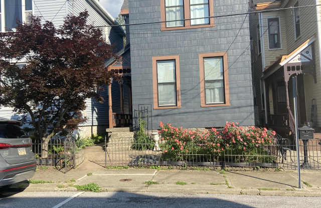 Photo of 518 East 2nd Street