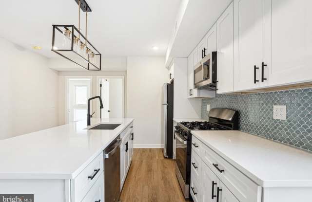 138-40 TASKER ST #5