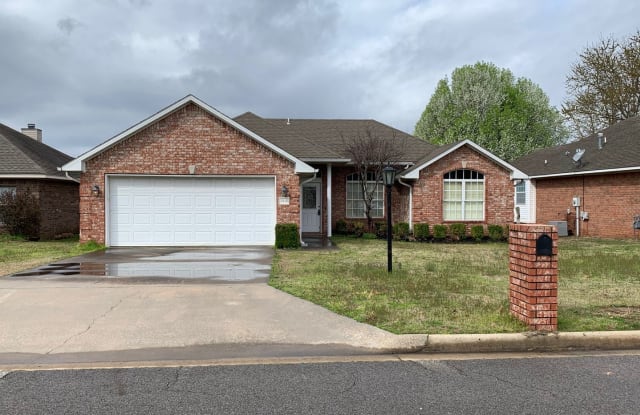 7314 Red Pine Dr - 7314 Red Pine Drive, Fort Smith, AR 72916