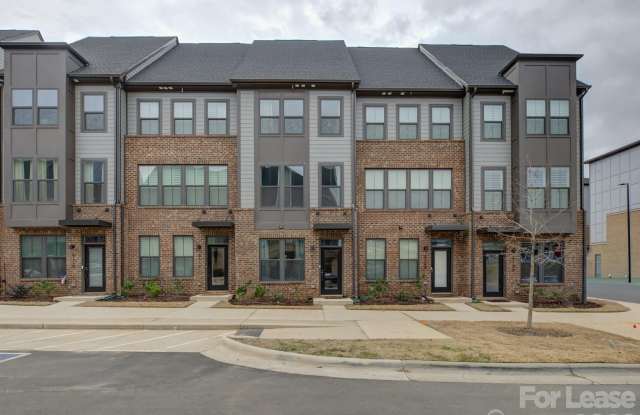 6112 Station Crossing Avenue