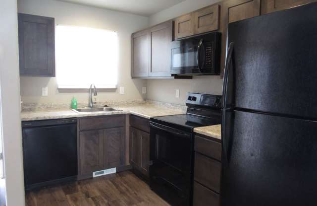 Amazing Newer Westside Townhouse