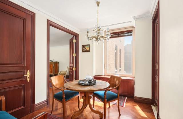 30 East 85th Street 7B